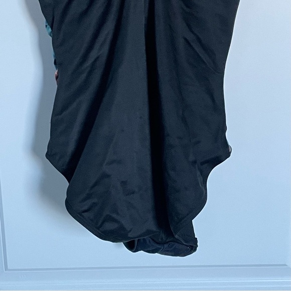 New! Miraclesuit Black Plumeria Temptress One Piece Swimsuit nwot 35099 - Picture 11 of 13